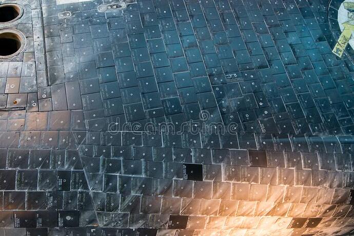 space-shuttle-discovery-steven-f-udvar-hazy-center-smithsonian-national-air-space-museum-space-shuttle-discovery-215887343