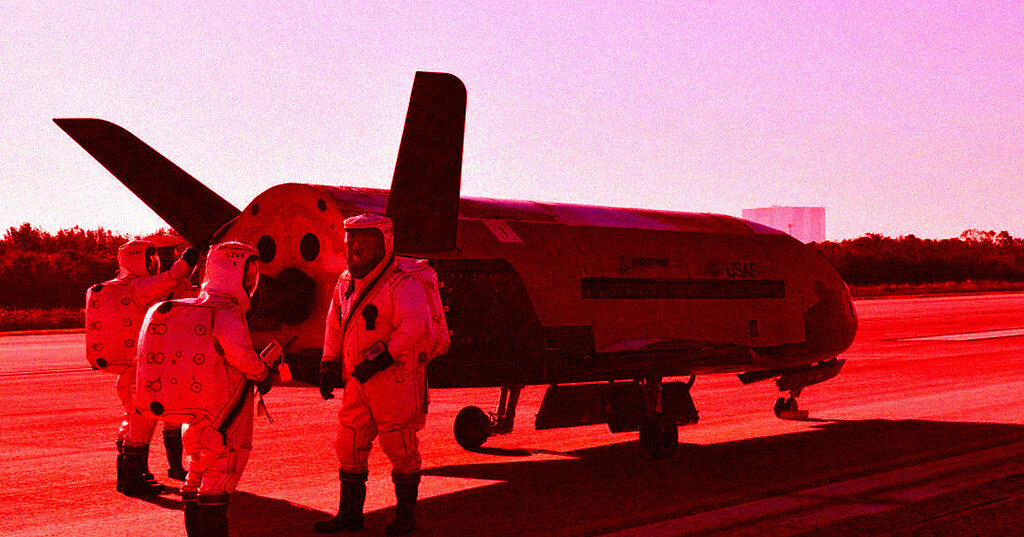 Chinese Spaceplane Releases Mystery Object Into Orbit - Giza Community