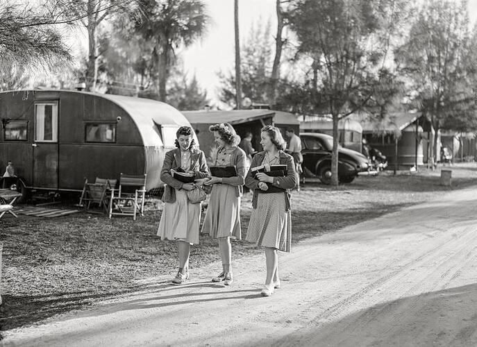 students walking home from school in Sarasota, Florida. (1940s)
