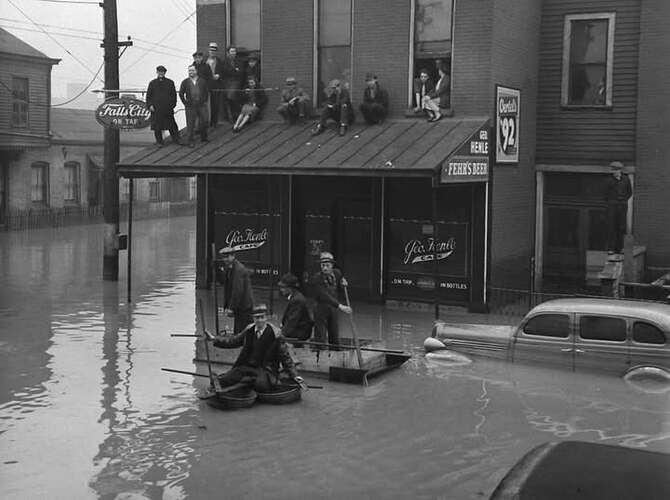 When the Ohio River overflowed in Louisville, Kentucky. (1937)