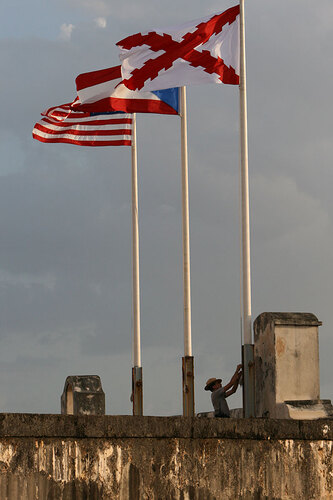 Castillo_San_Cristóbal_Cruz_de_Borgoña