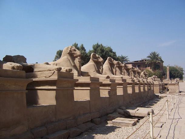 Avenue of the sphinxes or criosphinxes leading to the Karnak Temple Complex at Luxor, Egypt. (Daniel Csörföly / Public domain)