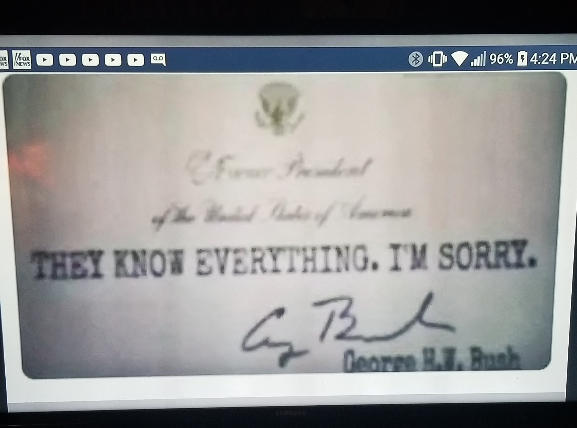 The Mysterious White Envelope At Bush Seniors Funeral Hmmm Giza   047f9937e1d9370f2d1ea41288edd28ac884c521 