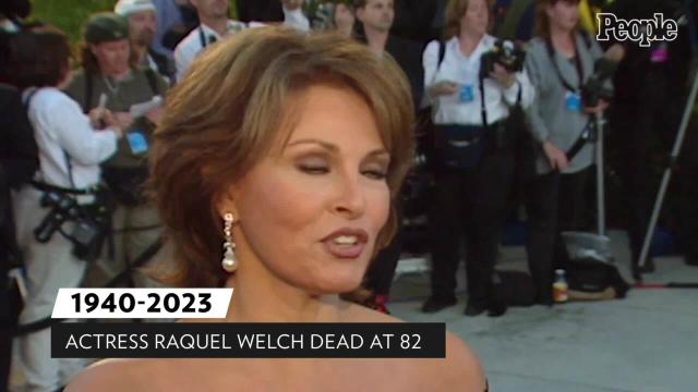 Raquel Welch One Million Years Bc Actress And Hollywood Sex Symbol Dead At 82 Giza Community 